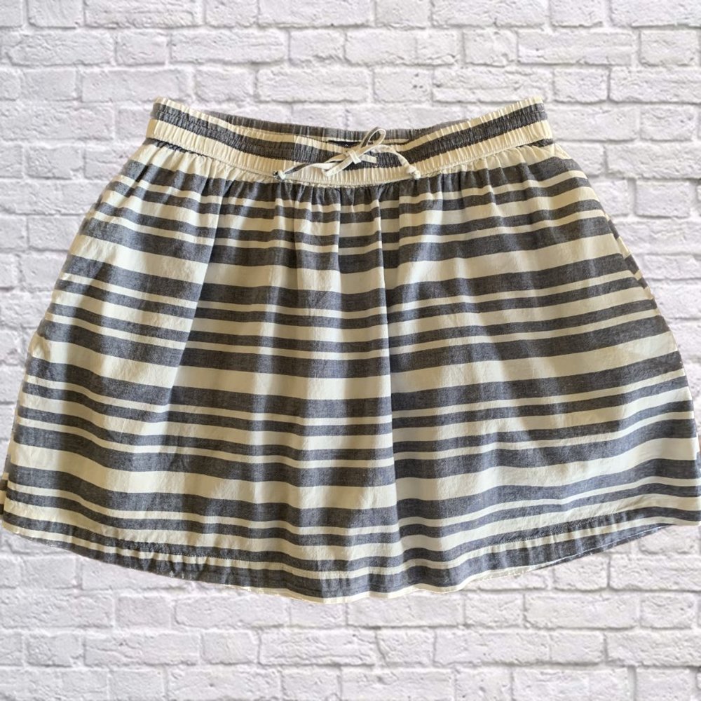 Gap Striped Blue / Off White Skirt Ladies Medium